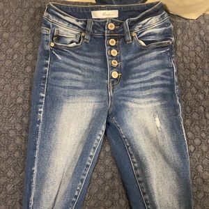 Dark wash kan can jeans